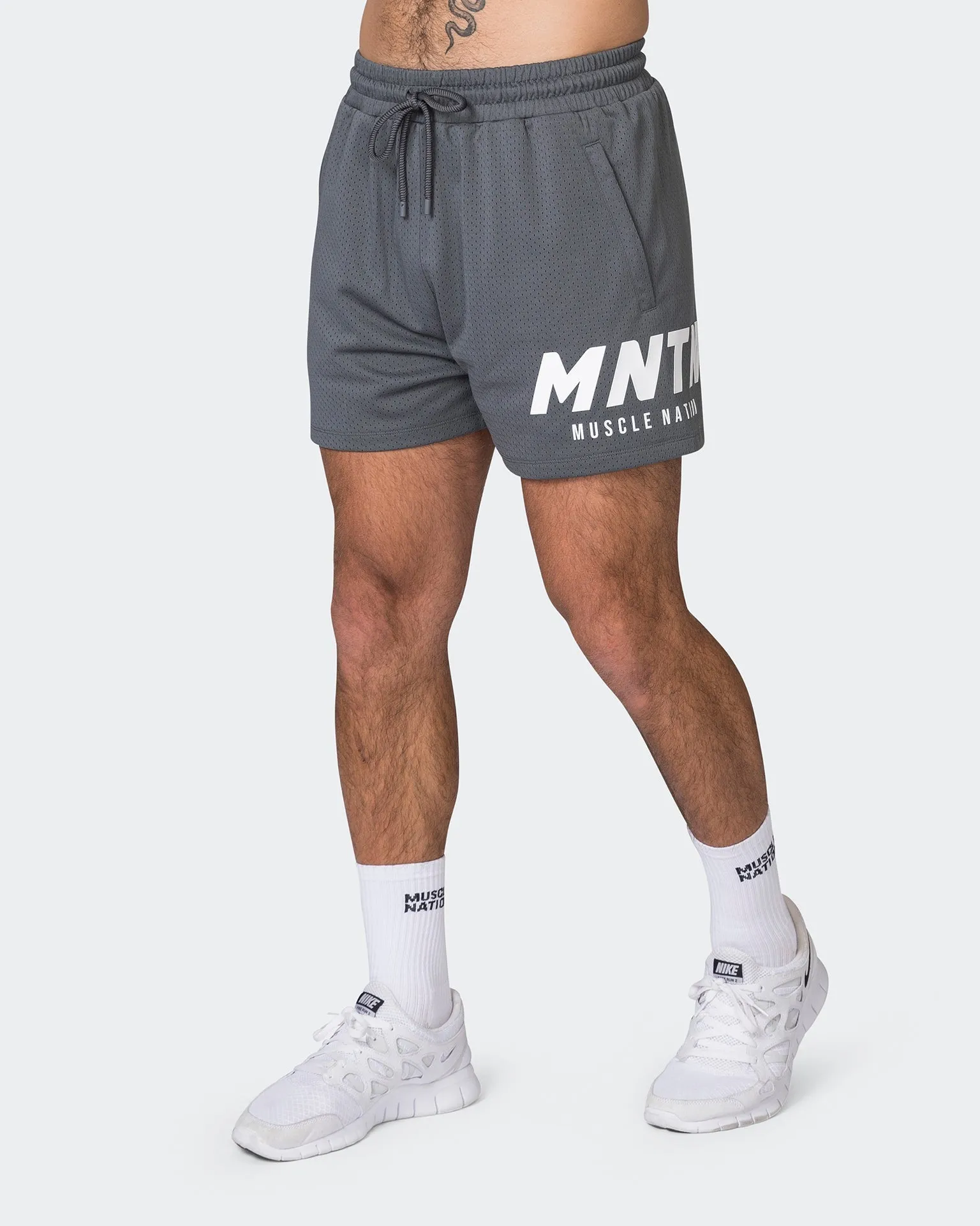 MNTN Lay Up 3.5" Shorts - Tornado
